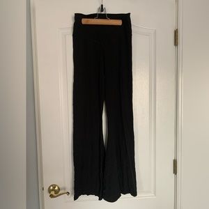 XL Black Aerie Crossover Waist Flare leggings